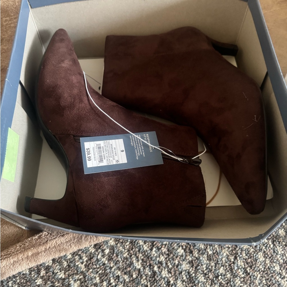 Universal Thread Brown Ankle Booties with Side Zipper